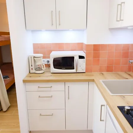 With Garden And Parking In * Sainte-Maxime